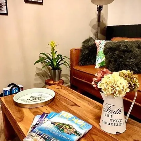 Goose House Luxury Holiday Sutri